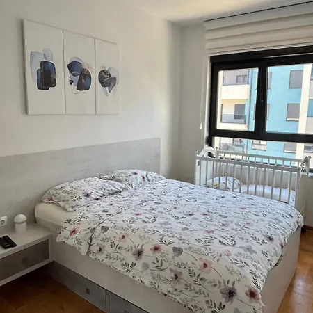Suncana Strana Apartment