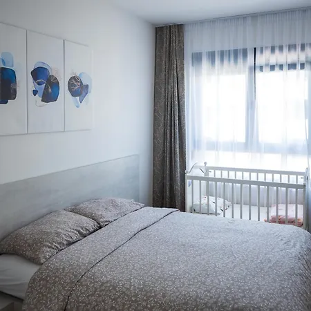 Suncana Strana Apartmán *